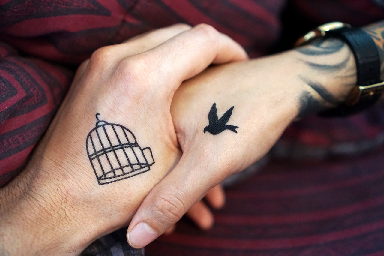Finger Tattoos  Advice from a Tattoo Artist